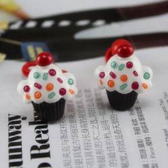 Cupcake hair bands - Picture 1 of 1